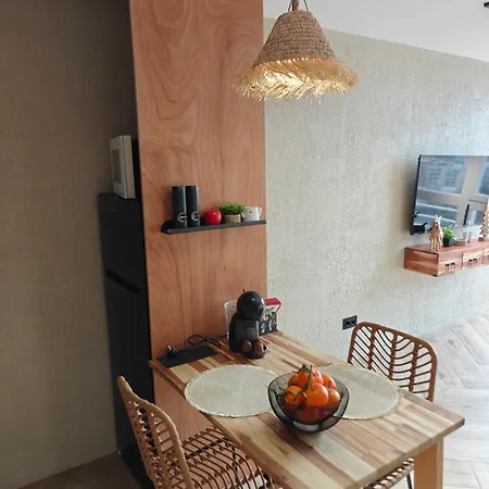 With A Beautiful View 베니돔